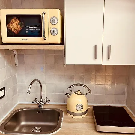 In Apartment Avola